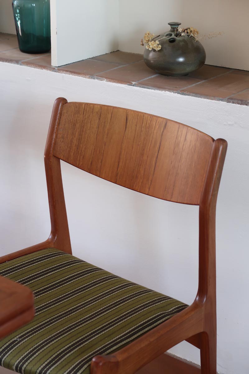 4 chaises erik buch P E Jorgensen Farso Stolefabrik roche bobois mid-century teck vert vintage danois danemark