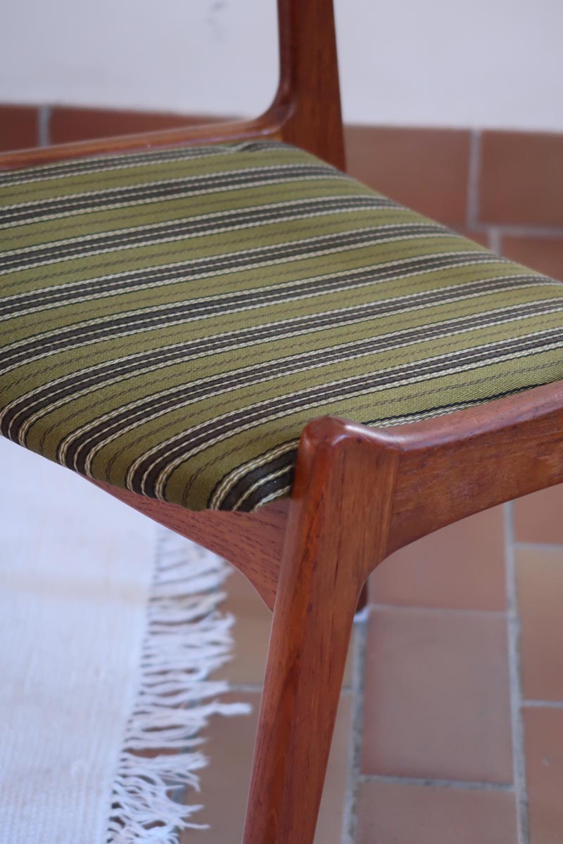 4 chaises erik buch P E Jorgensen Farso Stolefabrik roche bobois mid-century teck vert vintage danois danemark