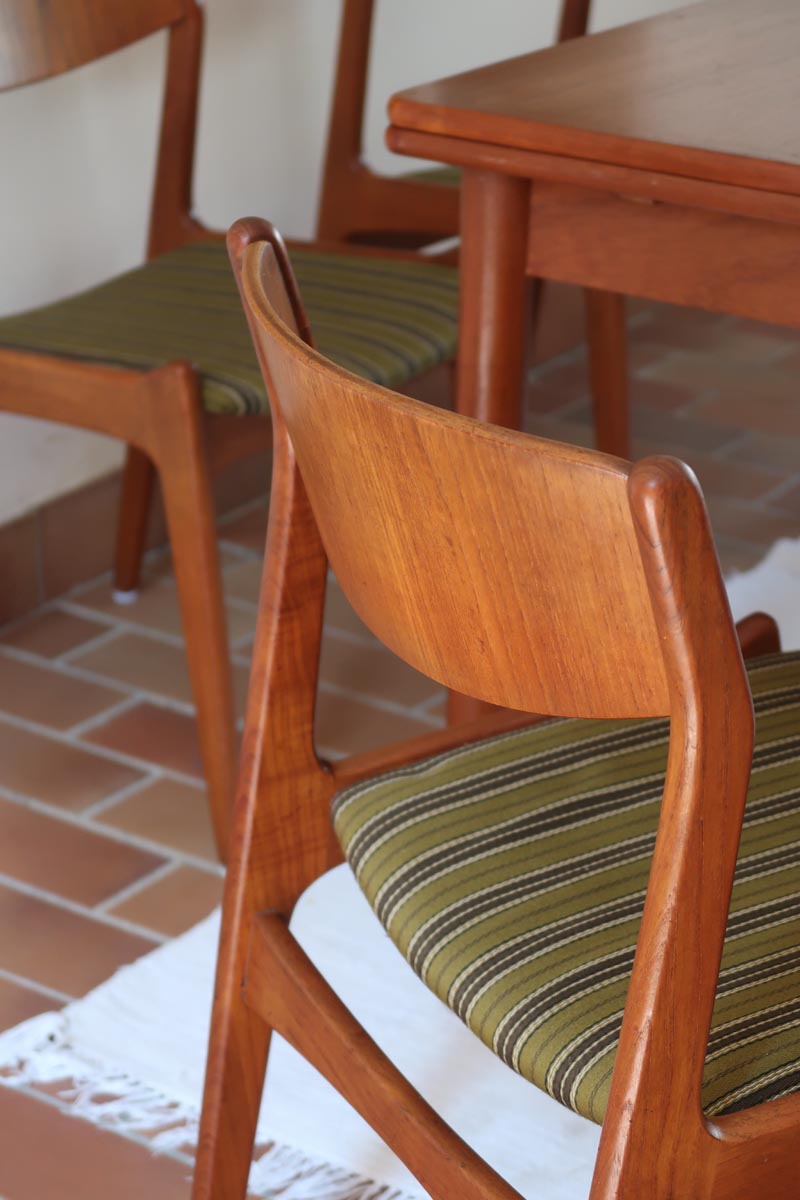 4 chaises erik buch P E Jorgensen Farso Stolefabrik roche bobois mid-century teck vert vintage danois danemark