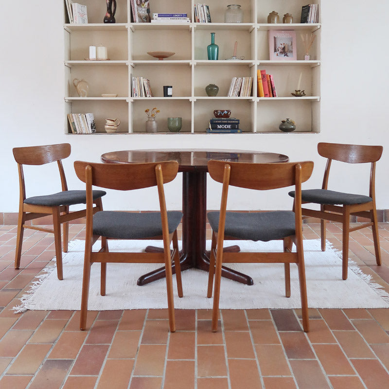 Quatre chaises danoises Farstrup en teck avec assise tapissée, design années 60