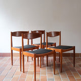 4 chaises scandinaves en teck et skaï noir des années 60, dans le goût de Niels O. Møller.