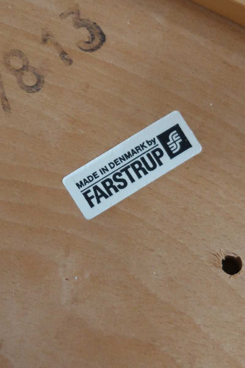 4 chaises scandinaves Farstrup en hêtre clair avec assise et dossier en tissu brun rayé, design danois années 70.