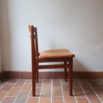 Lot de 4 chaises scandinaves en teck années 60 avec assises retapissées tissu terracotta