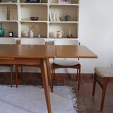 Table à manger scandinave extensible en placage de chêne — années 60