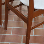 Quatre chaises SAX fabriquées au Danemark, structure en teck massif avec assises retapissées, design danois des années 1960.