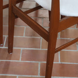 Quatre chaises SAX fabriquées au Danemark, structure en teck massif avec assises retapissées, design danois des années 1960.