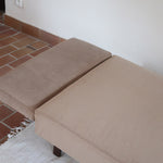 Banquette convertible vintage années 50-60, bâti bois, supports de dossier tube chromé cintré, velours taupe, tiroir de rangement