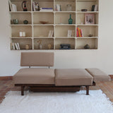 Banquette convertible vintage années 50-60, bâti bois, supports de dossier tube chromé cintré, velours taupe, tiroir de rangement