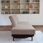 Banquette convertible vintage années 50-60, bâti bois, supports de dossier tube chromé cintré, velours taupe, tiroir de rangement