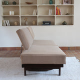 Banquette convertible vintage années 50-60, bâti bois, supports de dossier tube chromé cintré, velours taupe, tiroir de rangement