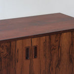 buffet scandinave en palissandre danemark années 60 design danois vintage