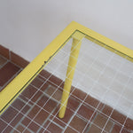 Bureau vintage de Giandomenico Belotti pour Fly Line, Italie années 70, piétement tubulaire en métal laqué jaune vif à quatre pieds droits et ceinture carrée, plateau d'origine en verre armé