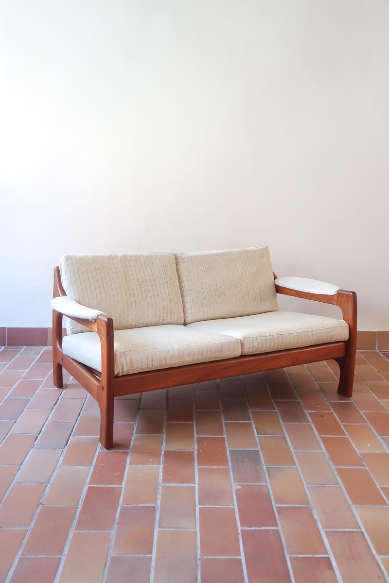 Canapé scandinave 2 places en teck – design nordique années 60/70