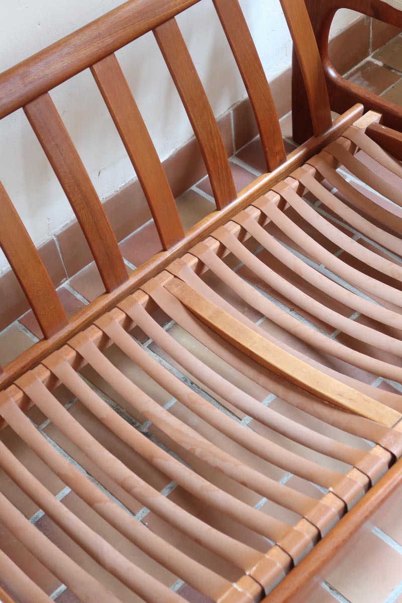 Canapé scandinave 2 places en teck – design nordique années 60/70