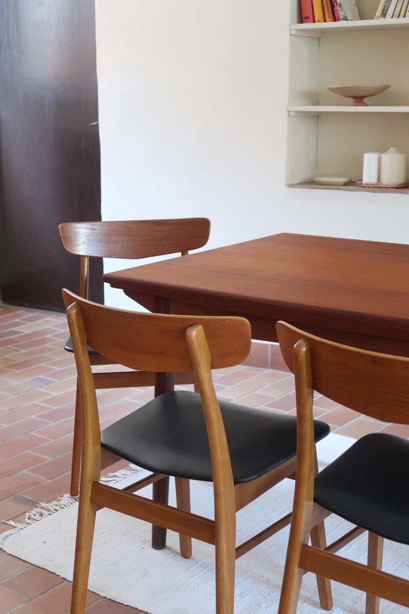 chaise-farstrup-scandinave-vintage-teck-assise-noire