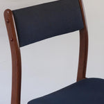 Chaise scandinave vintage en teck et tissu bleu – années 60