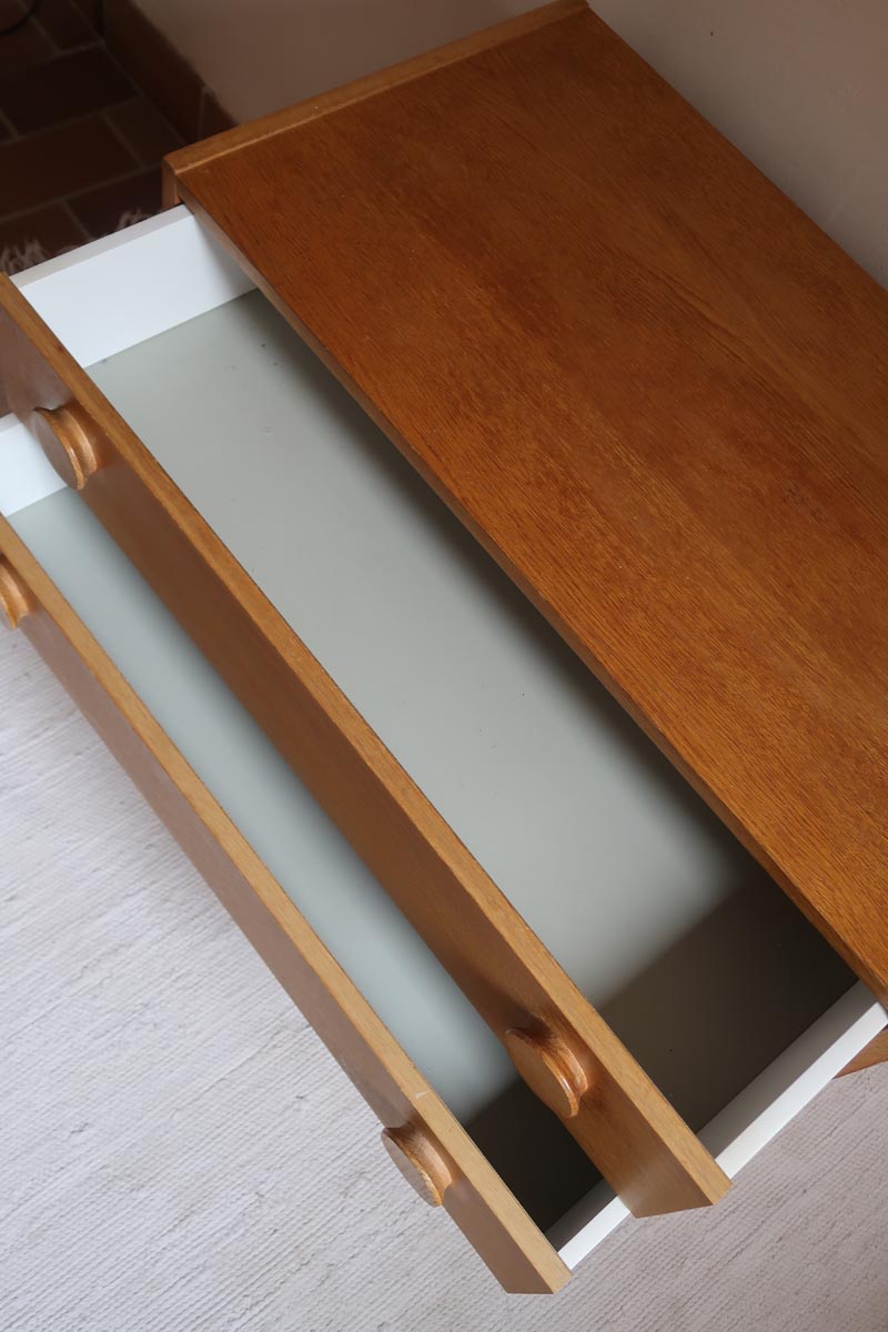 commode scandinave chêne clair mélaminé blanc années 70 design nordique vintage