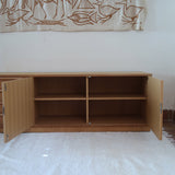 Enfilade mid-century en chêne clair WK Möbel années 60, 4 tiroirs et 2 portes coulissantes, socle plein, design allemand