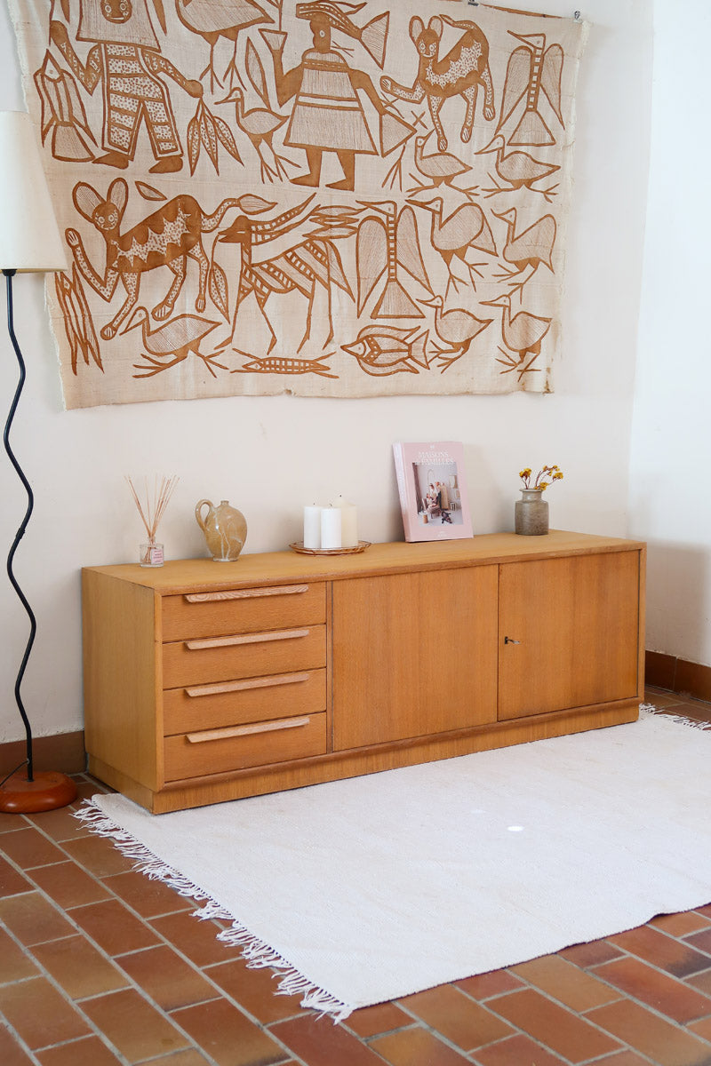Enfilade mid-century en chêne clair WK Möbel années 60, 4 tiroirs et 2 portes coulissantes, socle plein, design allemand