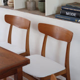 Ensemble 6 chaises scandinaves Farstrup teck années 60, dossiers teck courbé bandeau, structures bois clair, assises tissu bouclette écru refaites, danois mid-century