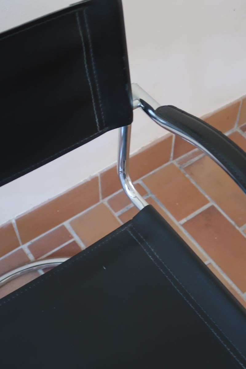 Fauteuil cantilever vintage acier chromé skaï noir – style Bauhaus