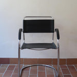 Fauteuil cantilever vintage acier chromé skaï noir – style Bauhaus