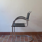 Fauteuil cantilever vintage acier chromé skaï noir – style Bauhaus