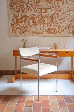 Fauteuil moderniste vintage en métal chromé et bois avec assise beige signé Noblef Bandixen pour Kusch & Co.