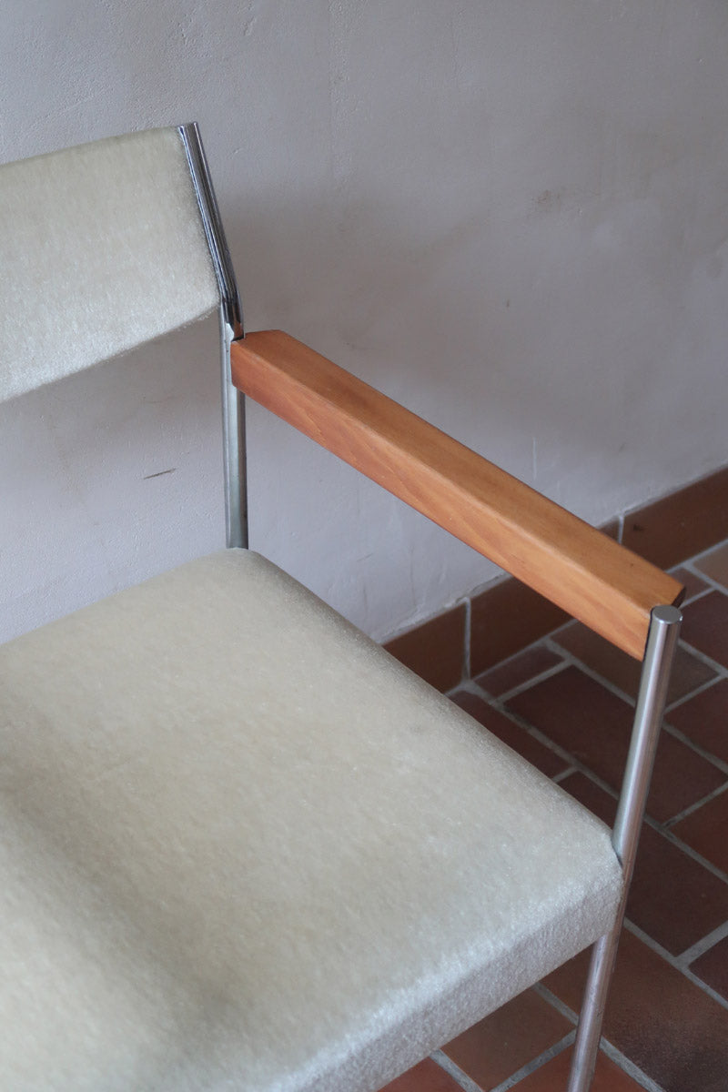 Fauteuil moderniste vintage en métal chromé et bois avec assise beige signé Noblef Bandixen pour Kusch & Co.