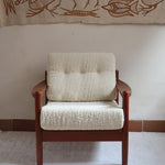 fauteuil scandinave en teck bouclette écrue attribué à børge jensen & sønner danemark années 60