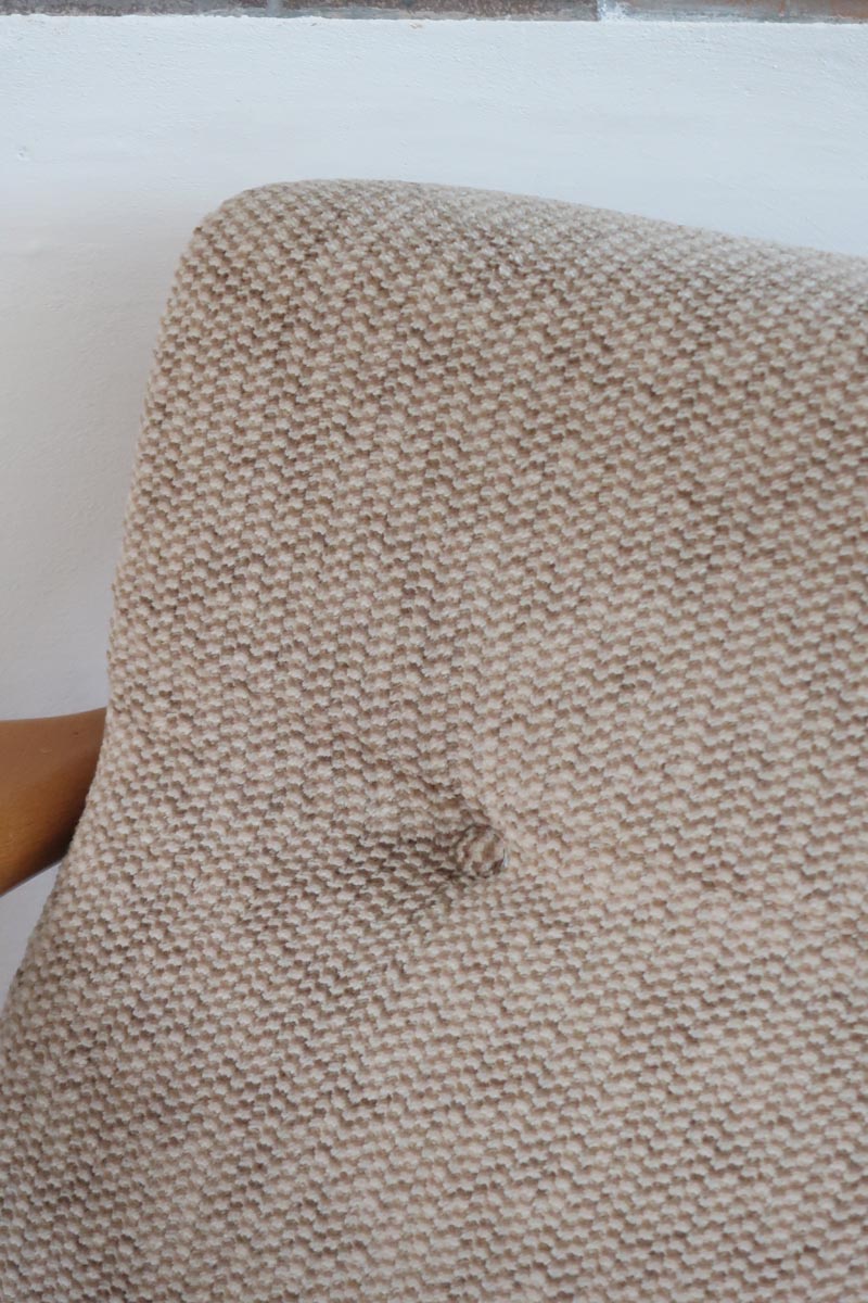 Fauteuil vintage allemand en hêtre et tissu beige 60's