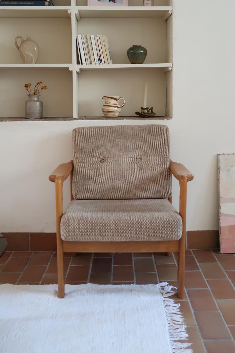 Fauteuil vintage allemand en hêtre et tissu beige 60's