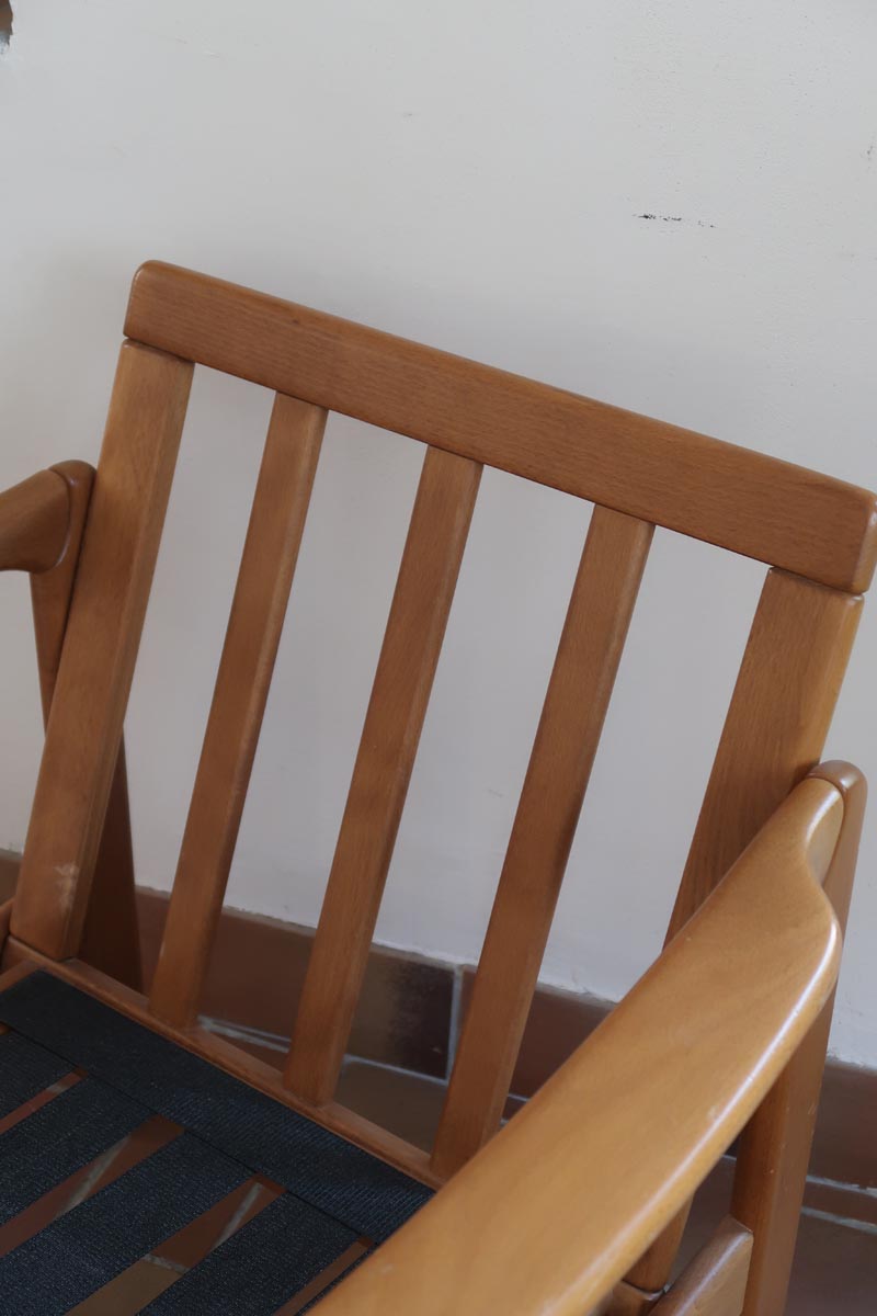 Fauteuil vintage allemand en hêtre et tissu beige 60's