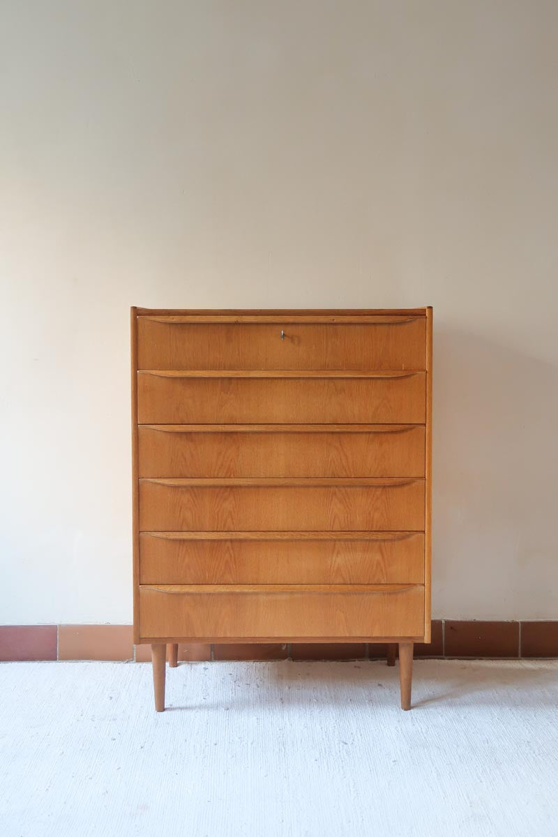 haute commode scandinave chêne clair danemark années 60 design nordique vintage