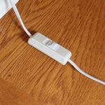 Lampe bureau chevet scandinave années 70, base métal laqué blanc, tige chrome, tête conique orientable blanche, style fonctionnalis