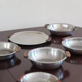 Service 6 pièces scandinave inox poli et teck années 60, grand plateau, bols et coupelle, anses teck demi-lune, art de la table danois mid-century