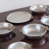 Service 6 pièces scandinave inox poli et teck années 60, grand plateau, bols et coupelle, anses teck demi-lune, art de la table danois mid-century
