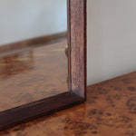 Miroir mural palissandre scandinave années 60, cadre fin lignes épurées, veinage profond, design danois mid-century premium