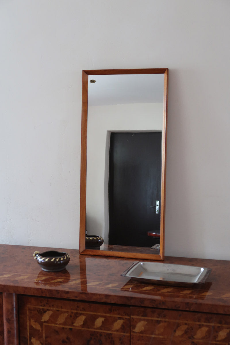 Miroir mural teck scandinave années 60 format vertical XL allongé, argenture protégée cuivre, entrée couloir, design danois mid-century
