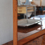Miroir mural teck scandinave années 60 format vertical XL allongé, argenture protégée cuivre, entrée couloir, design danois mid-century