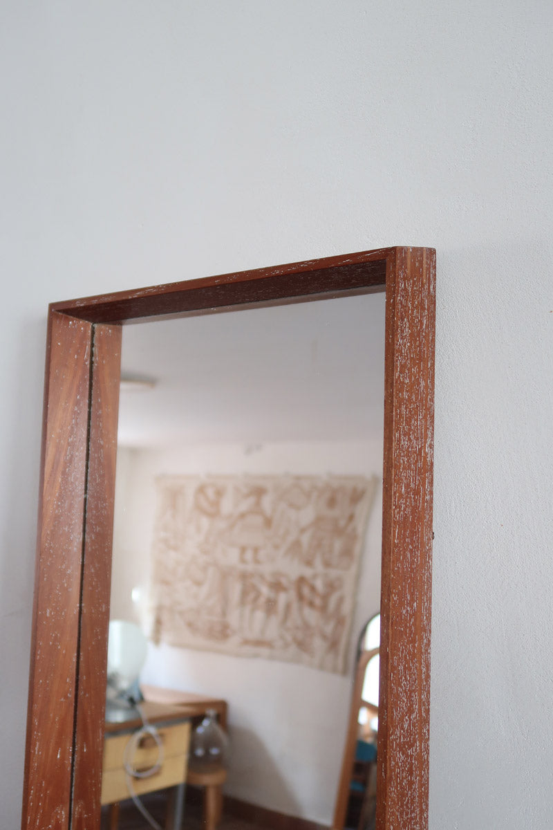 Miroir mural teck massif scandinave années 60 grand format vertical XL, teck cérusé patiné, dressing entrée, design danois mid-century