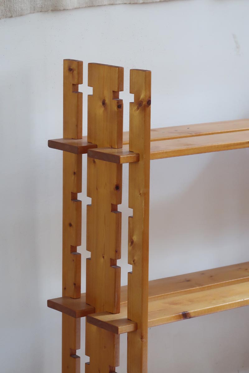 bibliothèque pin massif style charlotte perriand années 80 mobilier vintage