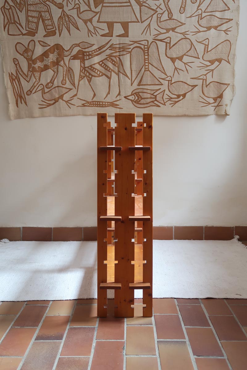 bibliothèque pin massif style charlotte perriand années 80 mobilier vintage