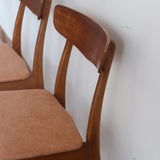 Paire de chaises scandinaves Farstrup en teck avec assise retapissée en tissu terracotta, design danois des années 60.
