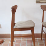 Paire de chaises scandinaves Farstrup en teck, modèle 210, avec assise en tissu beige à fines rayures, design danois des années 60.