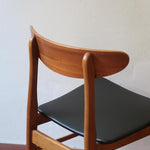 Paire de chaises scandinaves Farstrup vintage en teck et skaï noir neuf