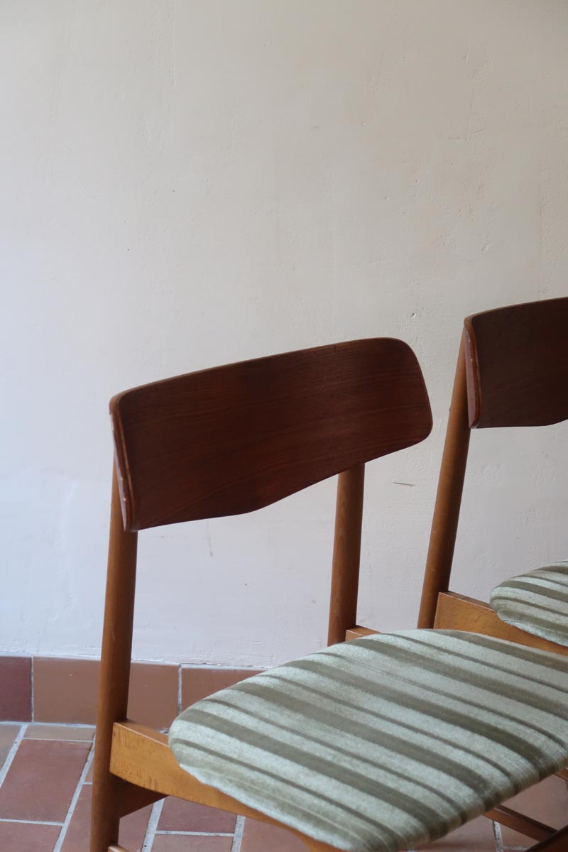 Paire de chaises scandinaves Farstrup vintage en teck et tissu vert