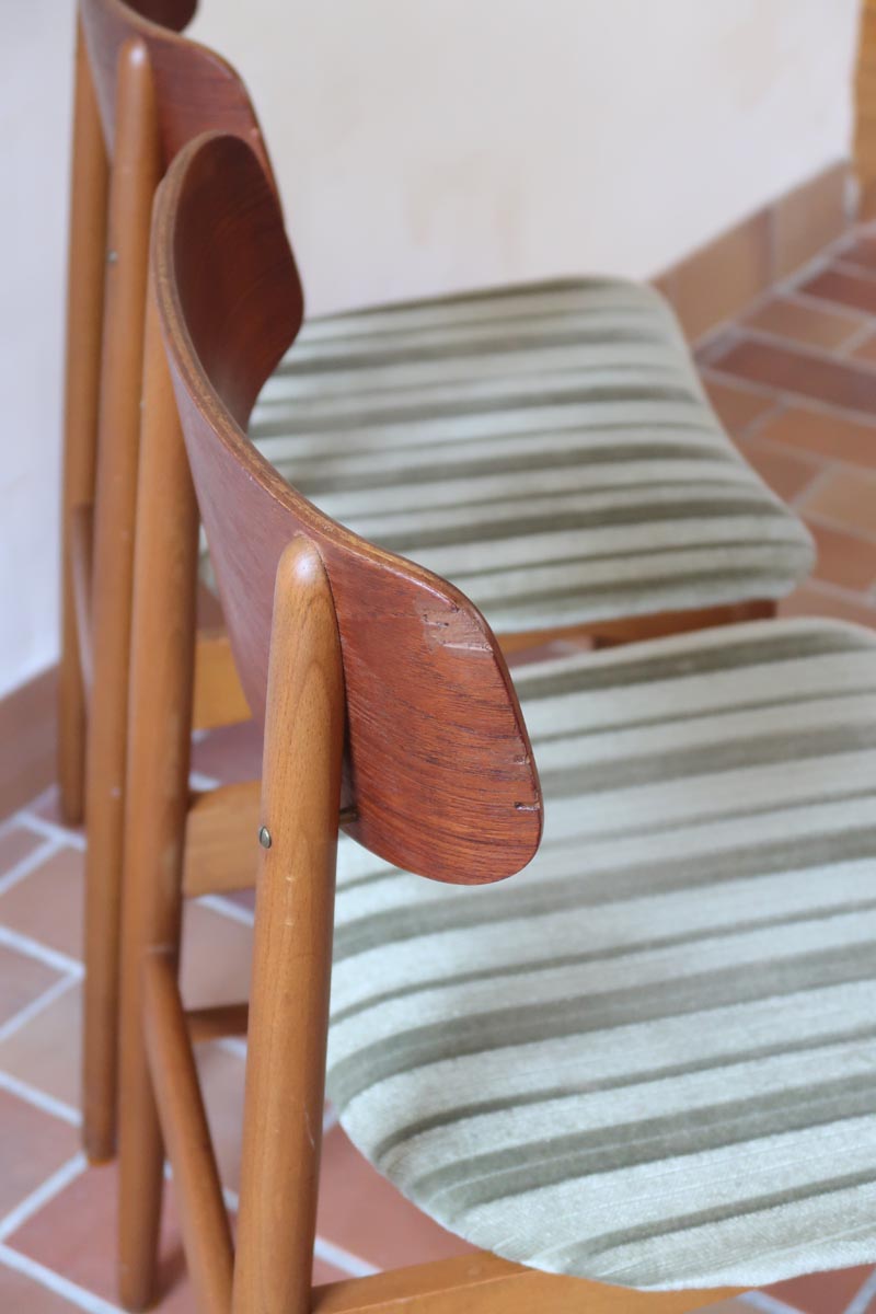 Paire de chaises scandinaves Farstrup vintage en teck et tissu vert