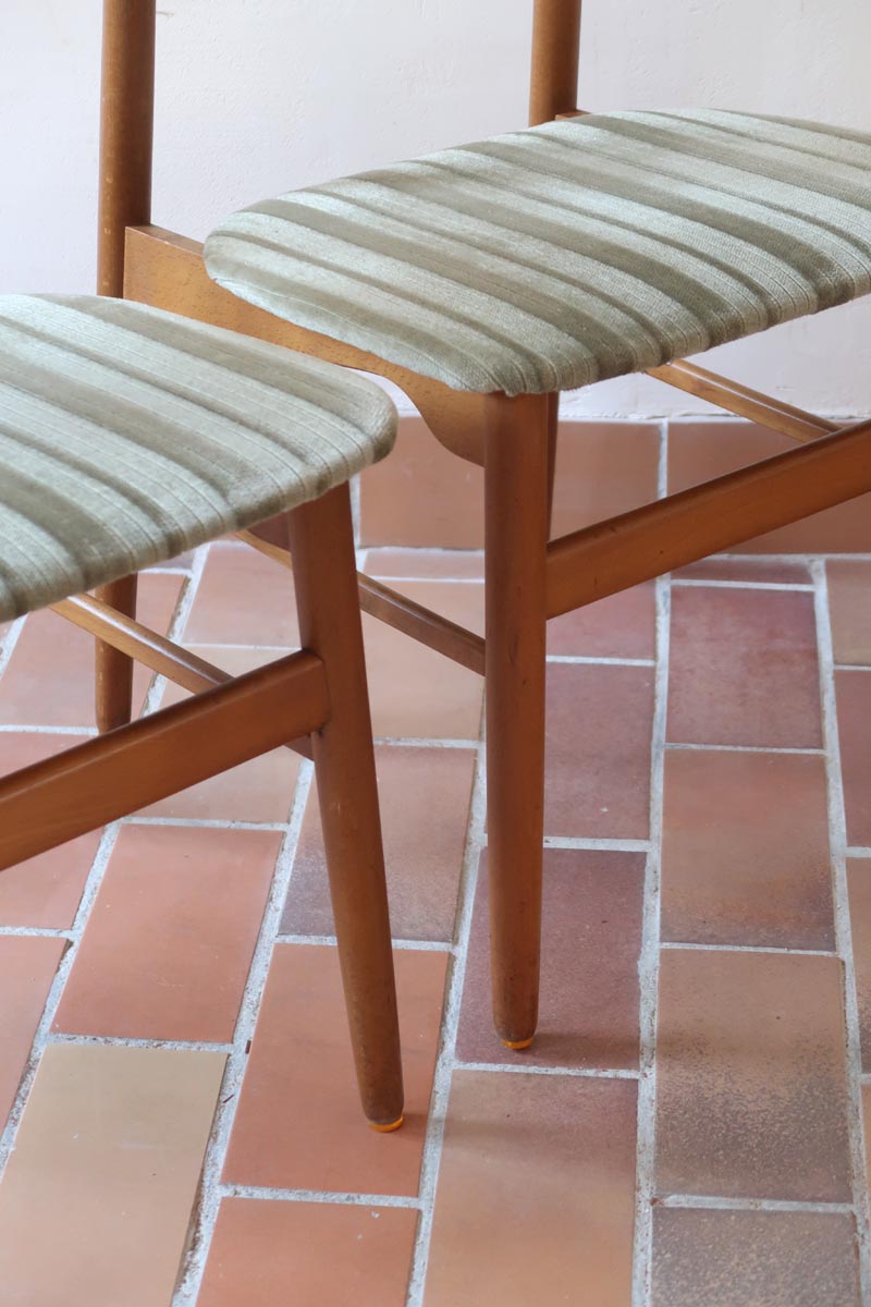 Paire de chaises scandinaves Farstrup vintage en teck et tissu vert