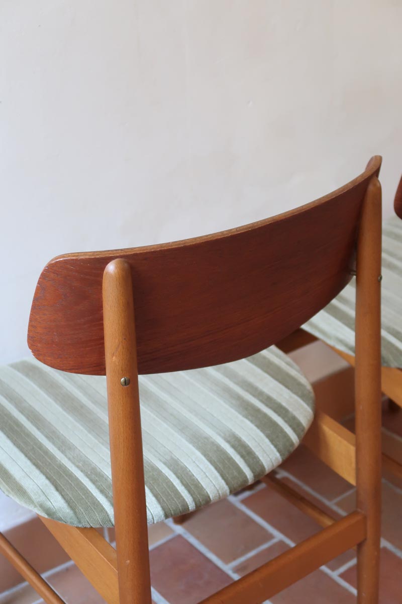 Paire de chaises scandinaves Farstrup vintage en teck et tissu vert